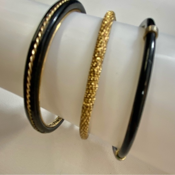 Three metal gold and black bangle bracelets - Picture 4 of 6
